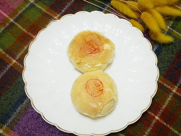 十字軒糕餅舖:台北名店十字軒糕餅舖-中秋月餅禮盒(愛評體驗券)-霞海城隍廟後方的老字號糕餅舖 將古蹟內部重新裝潢 融合古技術和新思維 做出一系列美味糕餅