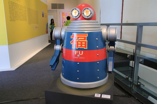 新竹市美術館：【新竹景點】新竹市美術館『好玩藝兒』釣魚小兔、小鼠。免費景點~帶著赤子之心來參展充滿童趣的當代藝術