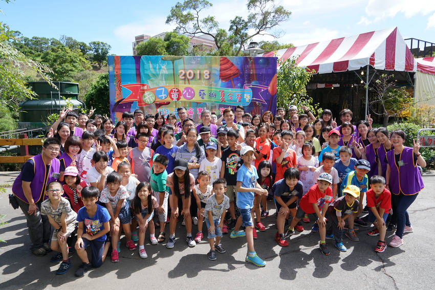 家扶五花八門秀創「藝」 諸佛菩薩也同樂 緣道觀音廟邀請家扶體驗藝術夏令營