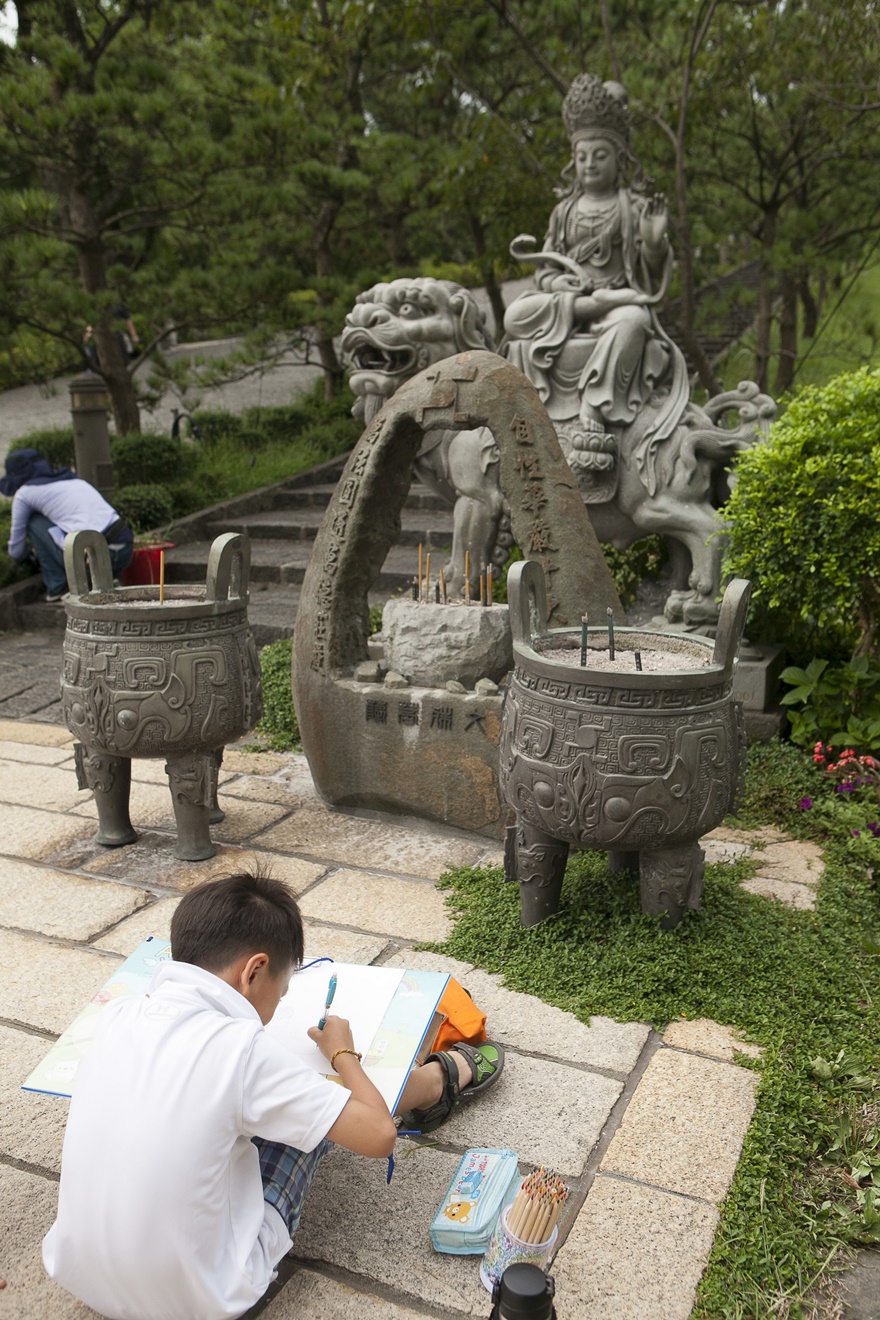 2016年「赤子童心藝術夏令營暨兒童繪畫比賽」活動開跑  國小孩童「藝」同玩樂　開心Fun暑假