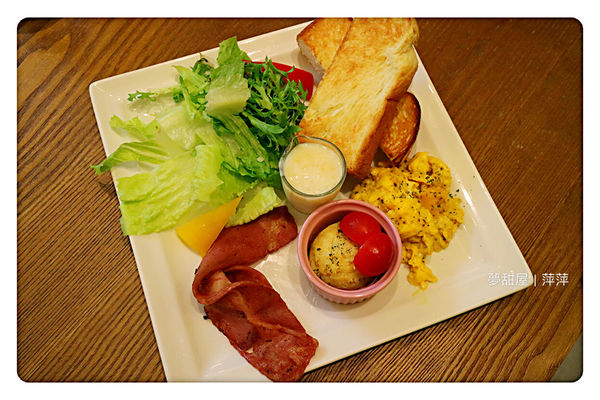 【台北美食】Monteur 夢甜屋(中山門市) ~ 南西商圈下午茶❤️季節限定草莓酥塔/早午餐 - 捷運中山站