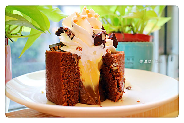 【台北美食】Monteur 夢甜屋(中山門市) ~ 南西商圈下午茶❤️季節限定草莓酥塔/早午餐 - 捷運中山站