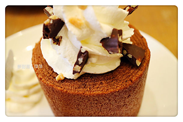 【台北美食】Monteur 夢甜屋(中山門市) ~ 南西商圈下午茶❤️季節限定草莓酥塔/早午餐 - 捷運中山站