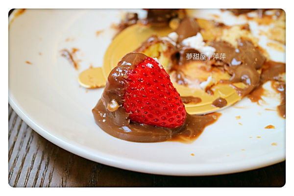 【台北美食】Monteur 夢甜屋(中山門市) ~ 南西商圈下午茶❤️季節限定草莓酥塔/早午餐 - 捷運中山站