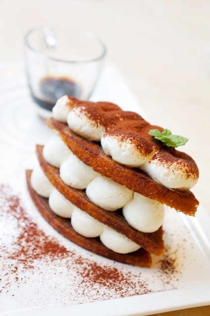 【台北東區】Monteur Café 夢甜屋 (忠孝店)。夢幻甜點～