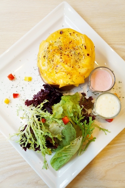 【台北東區】Monteur Café 夢甜屋 (忠孝店)。夢幻甜點～