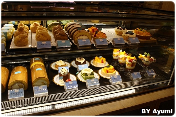 Monteur 夢甜屋(中山門市)：[食記]來這就把自己當成公主吧~享受當季芒果的甜美風味-Monteur夢甜屋(中山門市)