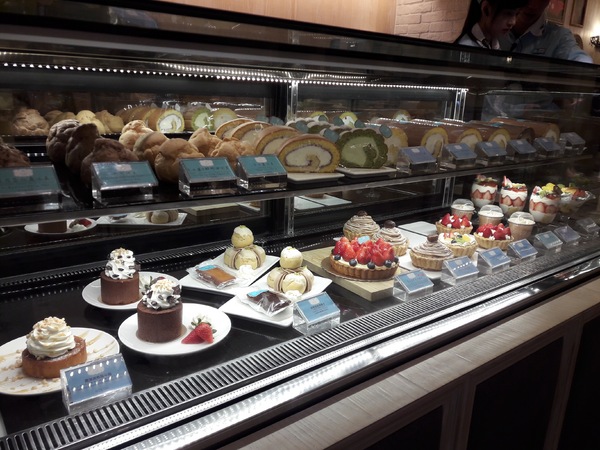 Monteur 夢甜屋(中山門市)：Monteur夢甜屋(中山門市)~草莓可可季熱烈進行中~