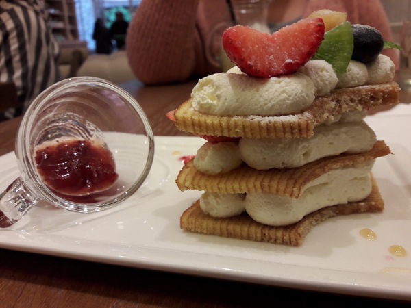 Monteur 夢甜屋(中山門市)：Monteur夢甜屋(中山門市)~草莓可可季熱烈進行中~