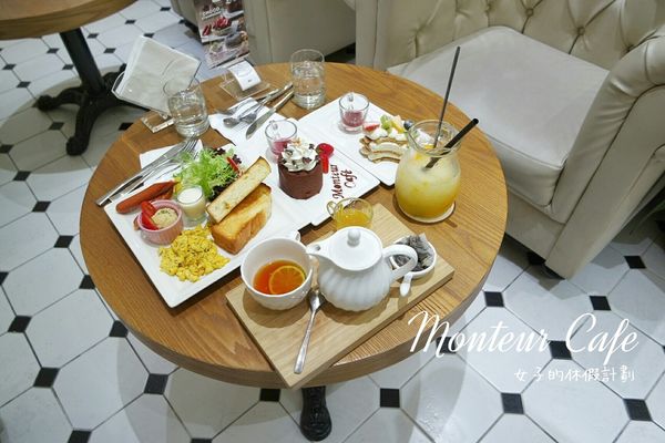 17-02-04-12-53-47-481_deco