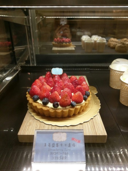 Monteur 夢甜屋(中山門市):Monteur 夢甜屋(中山門市)-夢幻路線的下午茶 讓人一吃就難以忘懷的甜點 顛覆年輪蛋糕的印象