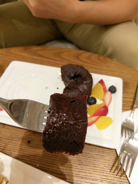 Monteur 夢甜屋(中山門市):Monteur 夢甜屋(中山門市)-夢幻路線的下午茶 讓人一吃就難以忘懷的甜點 顛覆年輪蛋糕的印象