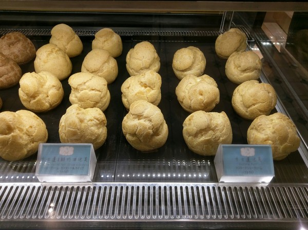 Monteur 夢甜屋(中山門市):Monteur 夢甜屋(中山門市)-夢幻路線的下午茶 讓人一吃就難以忘懷的甜點 顛覆年輪蛋糕的印象