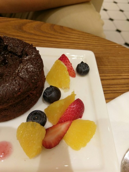 Monteur 夢甜屋(中山門市):Monteur 夢甜屋(中山門市)-夢幻路線的下午茶 讓人一吃就難以忘懷的甜點 顛覆年輪蛋糕的印象