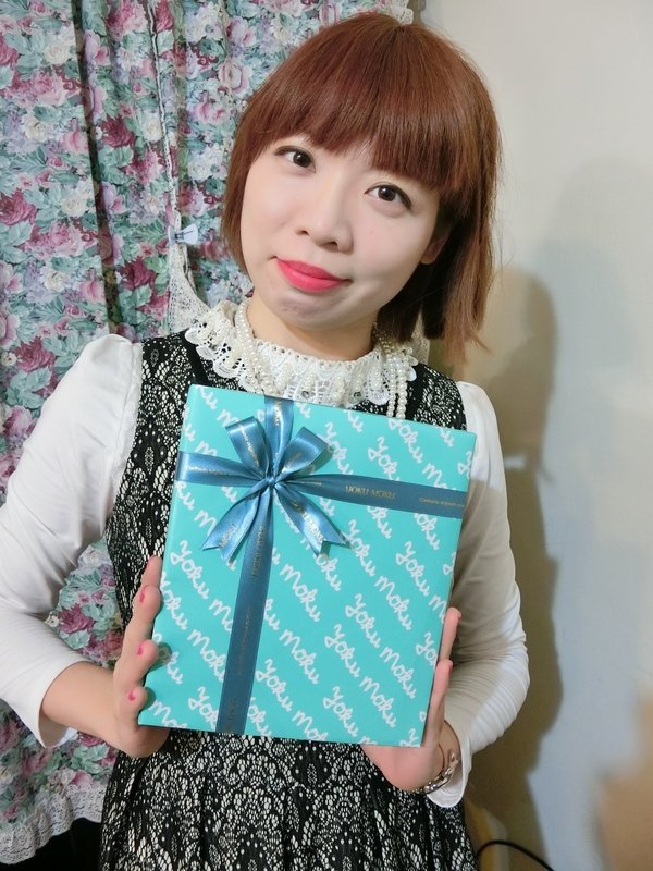 YOKU MOKU:【喜餅/彌月禮/伴手禮推薦】來自日本東京的YOKU MOKU雪茄蛋捲~濃郁酥香、入口即化的人間美味讓噹噹媽全家難以忘懷的好滋味!