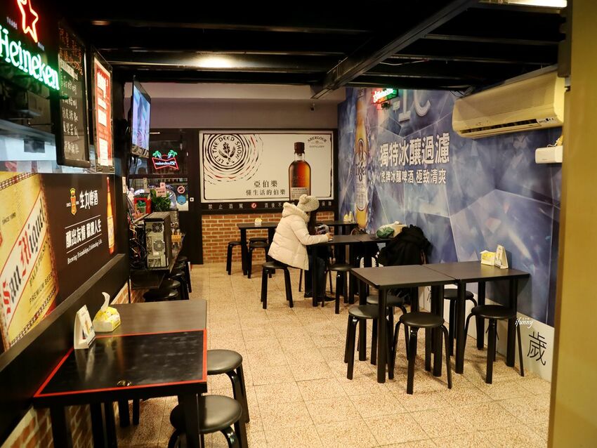 忠孝復興站 | 維吾爾新疆烤肉 遷新址 大漠風情的孜然燒烤 胡椒豬肚雞湯暖身暖胃 - ifunny 艾方妮的遊樂場