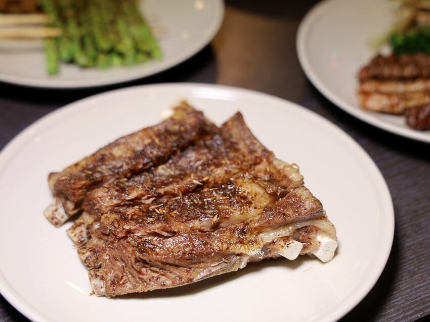 忠孝復興站 | 維吾爾新疆烤肉 遷新址 大漠風情的孜然燒烤 胡椒豬肚雞湯暖身暖胃 - ifunny 艾方妮的遊樂場