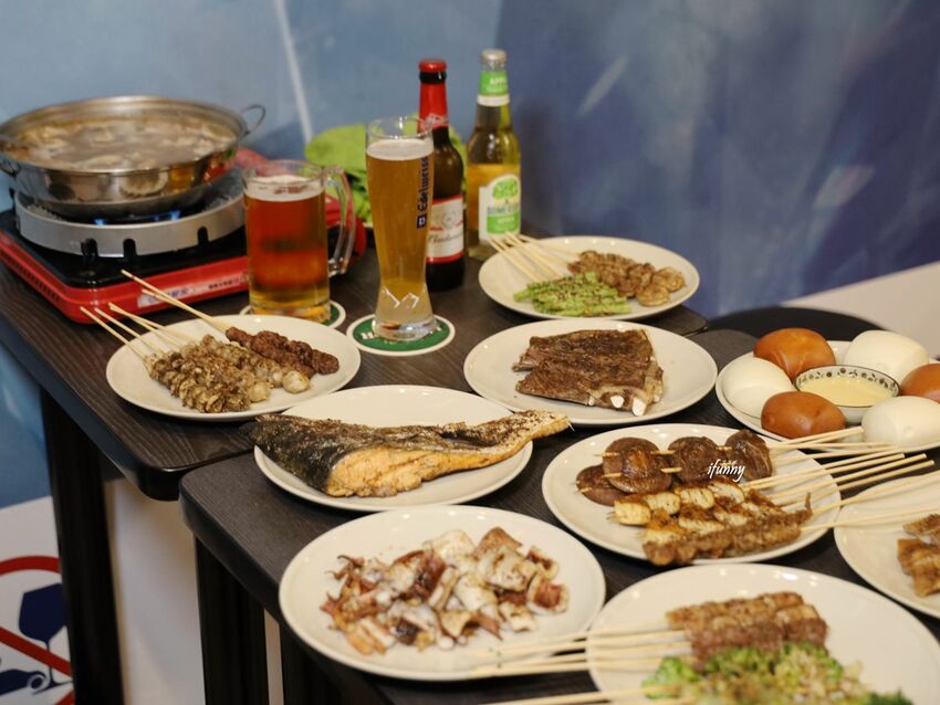 忠孝復興站 | 維吾爾新疆烤肉 遷新址 大漠風情的孜然燒烤 胡椒豬肚雞湯暖身暖胃 - ifunny 艾方妮的遊樂場