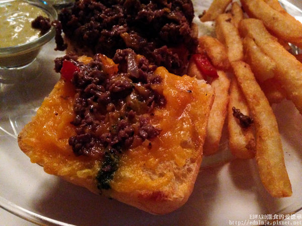 Toasteria Cafe三號(敦南店)：[食記]台北東區 洋溢地中海懷舊風情的小酒館- Toasteria 吐司利亞 台北烤起士之家 (敦南店)