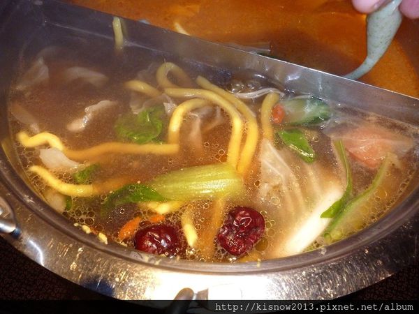 聚北海道昆布鍋(台北衡陽店):冬天將至來一個御賞昆布鍋--聚北海道昆布鍋(台北衡陽店)口碑券体驗心得 聚北海道昆布鍋(台北衡陽店):冬天將至來一個御賞昆布鍋--聚北海道昆布鍋(台北衡陽店)口碑券体驗心得