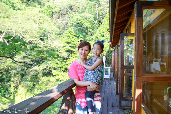 IMG_0233.jpg IMG_0233.jpg