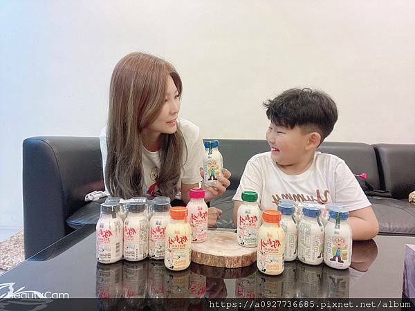 國農牛乳 乳品界老品牌-陪伴我們長大的牛乳 早餐好選擇 營養滿分 開啟一天美好的早晨