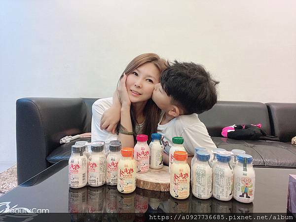 國農牛乳 乳品界老品牌-陪伴我們長大的牛乳 早餐好選擇 營養滿分 開啟一天美好的早晨