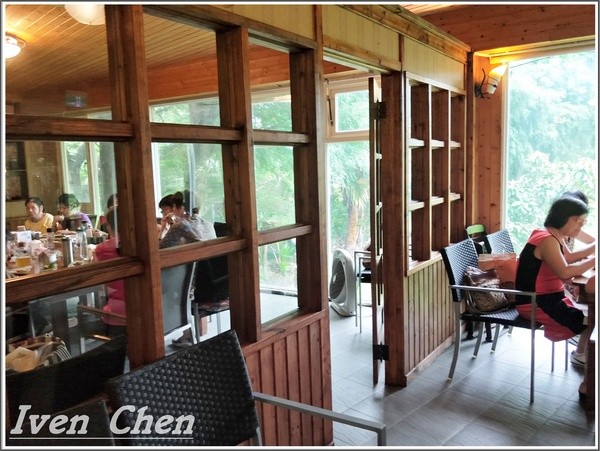 香草風情：《桃園景觀餐廳》再訪庭園美氣氛佳的『香草風情』\2018.08.12石門之旅的第三部曲