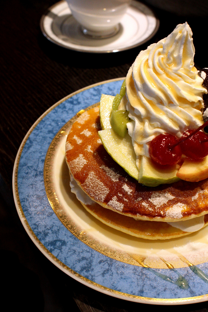 [板橋] ATTS Coffee 日式鍋煎鬆餅～繽紛水果迎新年！