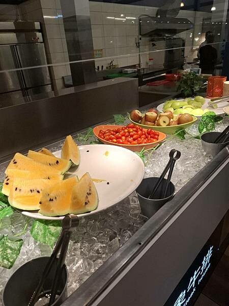 台中大象牛排館!大里吃到飽,平價牛排,饕客必訪的台中牛排新熱點