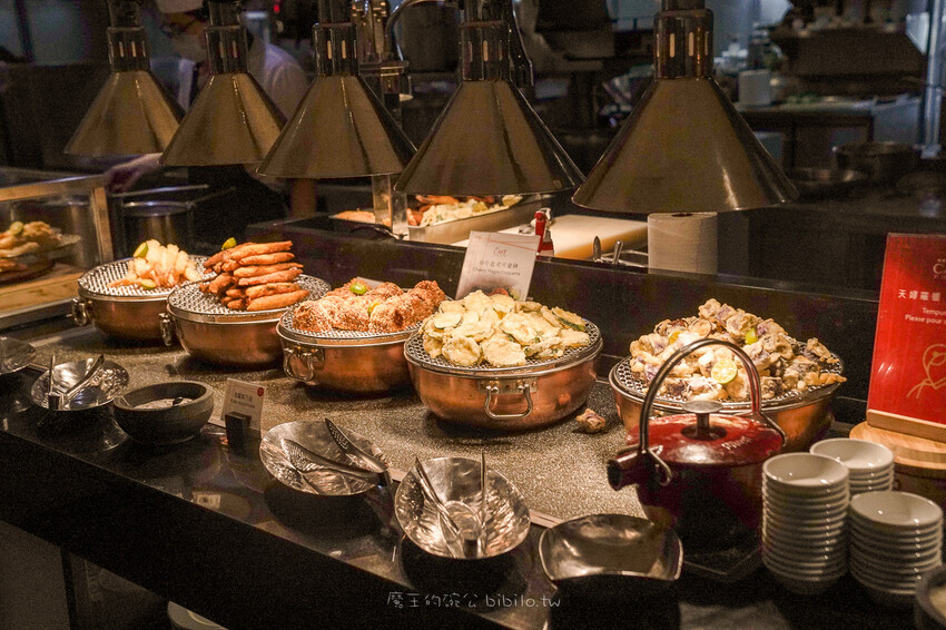遠東cafe自助餐Ｘ魔王 台北吃到飽餐廳 居然有鼎泰豐，還有隱藏限定餐點！