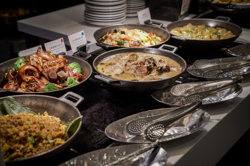 遠東cafe自助餐Ｘ魔王 台北吃到飽餐廳 居然有鼎泰豐，還有隱藏限定餐點！