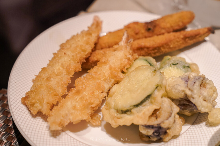 遠東cafe自助餐Ｘ魔王 台北吃到飽餐廳 居然有鼎泰豐，還有隱藏限定餐點！