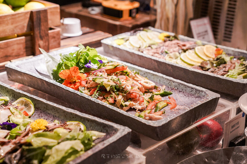 遠東cafe自助餐Ｘ魔王 台北吃到飽餐廳 居然有鼎泰豐，還有隱藏限定餐點！