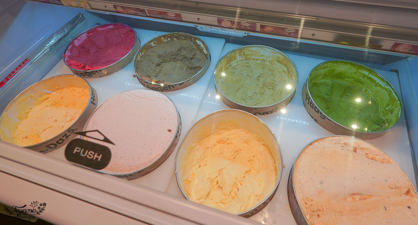 這間自助餐真的有厲害!!肉控最愛濕式熟成爐烤肋眼牛排與炭烤牛舌!