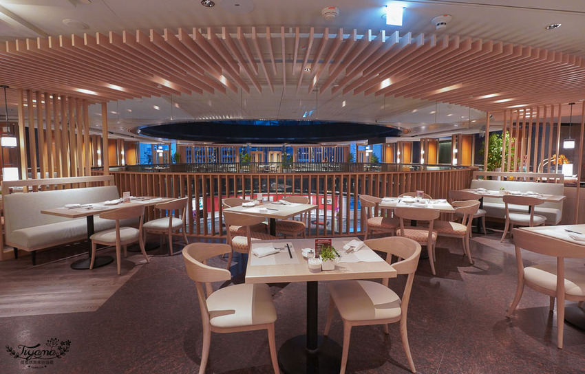 這間自助餐真的有厲害!!肉控最愛濕式熟成爐烤肋眼牛排與炭烤牛舌!