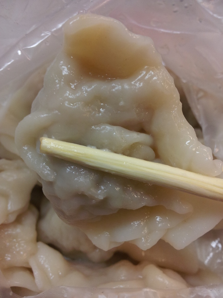 小天津手工麵館:【台中東海】小天津手工麵館-沒有什麼湯的湯包&3元的水餃 小天津手工麵館:【台中東海】小天津手工麵館-沒有什麼湯的湯包&3元的水餃