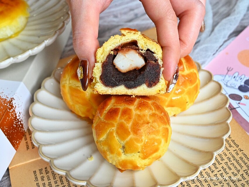 中秋爆紅聯名禮盒在這裡，還有超狂薔薇派拼盤派點，一次吃到五種口味