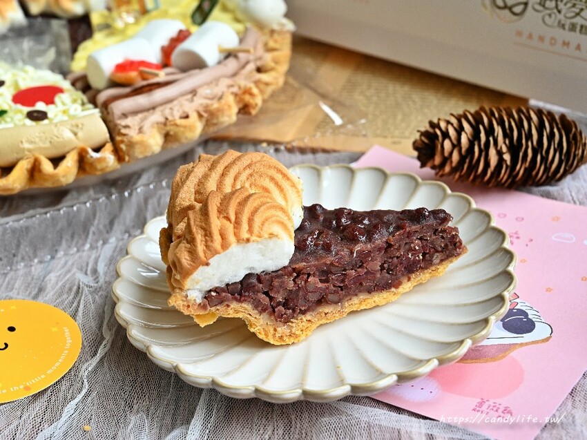 中秋爆紅聯名禮盒在這裡，還有超狂薔薇派拼盤派點，一次吃到五種口味