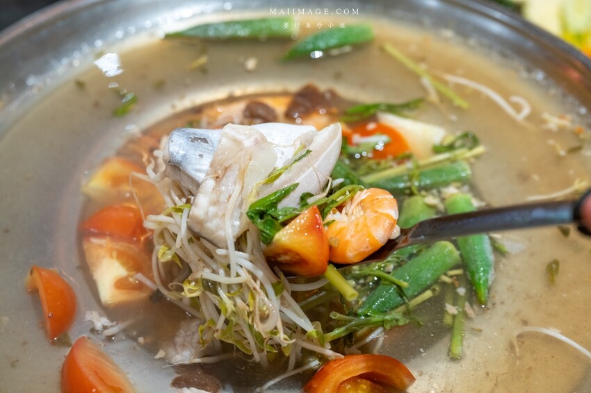 汐止隱藏版越南料理老店！700坪花園景觀「銘記越南美食」，越南火鍋必吃。