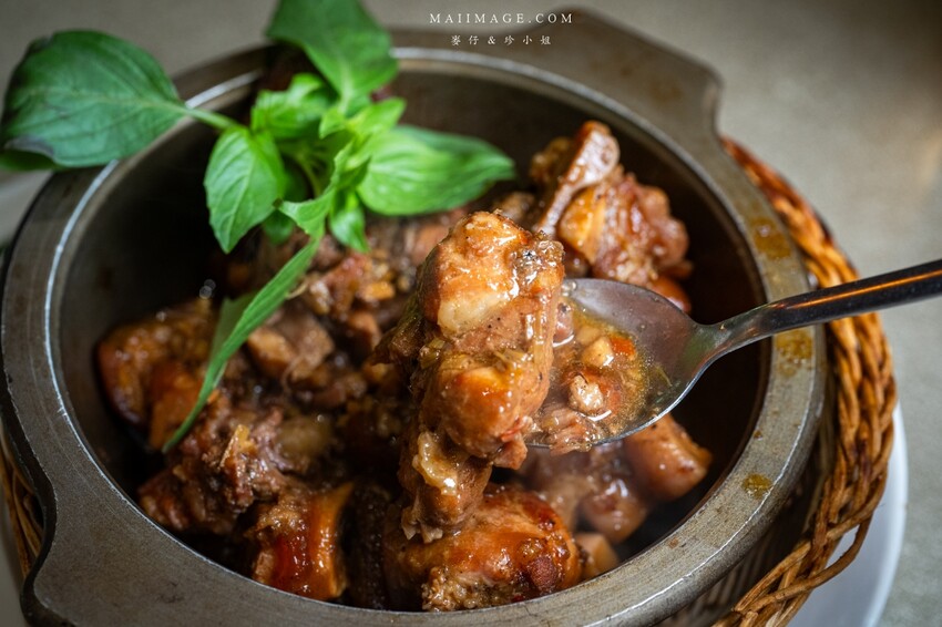 汐止隱藏版越南料理老店！700坪花園景觀「銘記越南美食」，越南火鍋必吃。