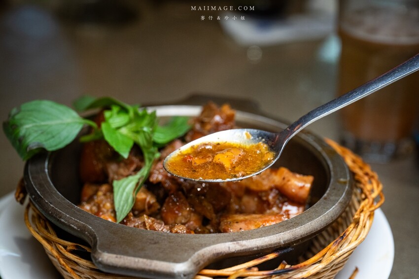 汐止隱藏版越南料理老店！700坪花園景觀「銘記越南美食」，越南火鍋必吃。