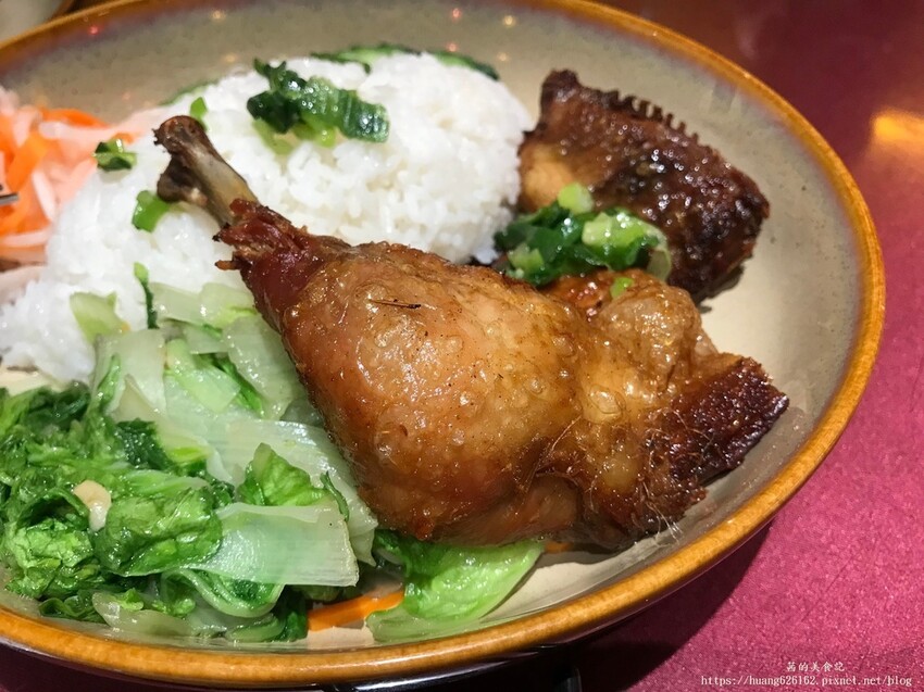 【新北汐止區】汐止美食『汐止銘記越南美食』Google評分4.9顆星~