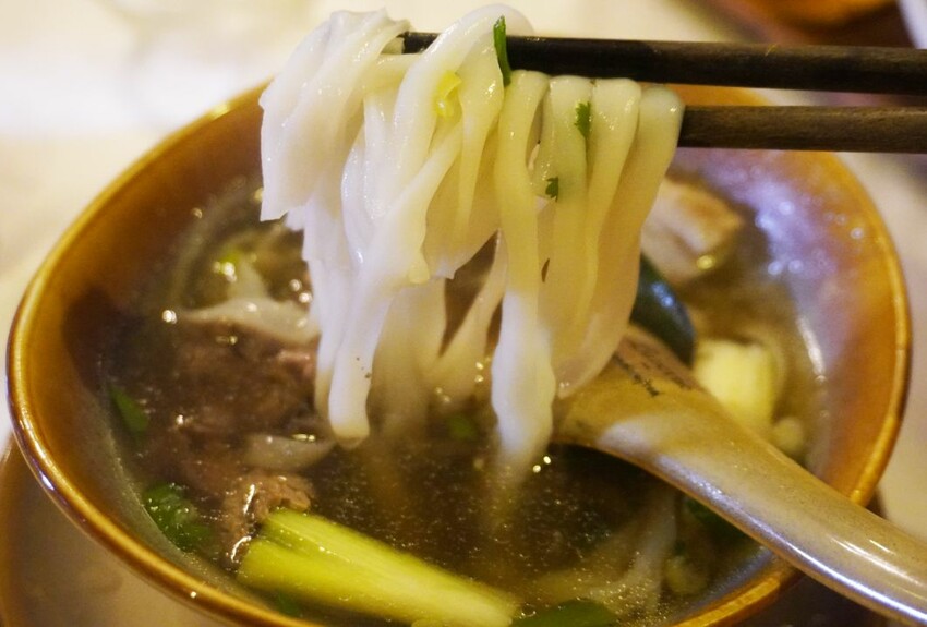 新北汐止｜銘記越南文化美食｜假日用餐要訂位的越南合菜餐廳，12道必點料理，附設停車場 – 袁彬的美食旅遊筆記