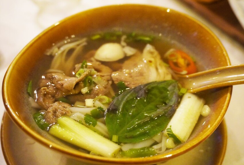 新北汐止｜銘記越南文化美食｜假日用餐要訂位的越南合菜餐廳，12道必點料理，附設停車場 – 袁彬的美食旅遊筆記