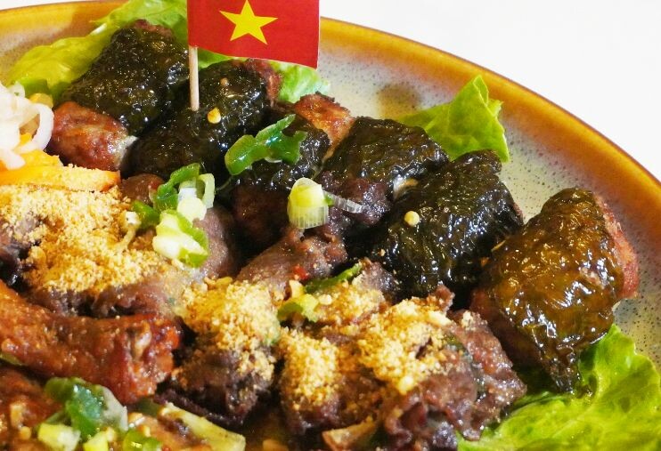 新北汐止｜銘記越南文化美食｜假日用餐要訂位的越南合菜餐廳，12道必點料理，附設停車場 – 袁彬的美食旅遊筆記