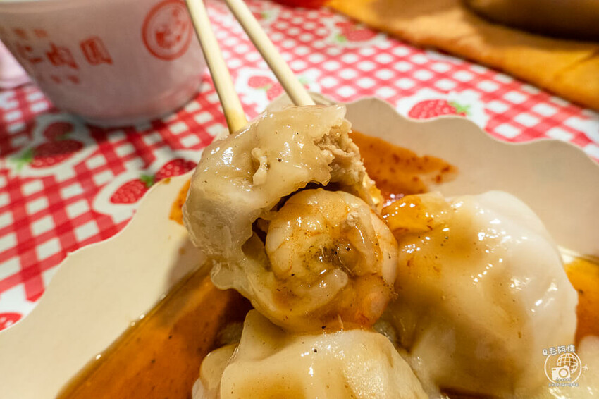 台中市豐原區廟東清蒸蝦仁肉圓 |豐原廟東必吃25年老店！肉圓皮薄料多，竟然包整尾蝦～羹湯夠味有干貝