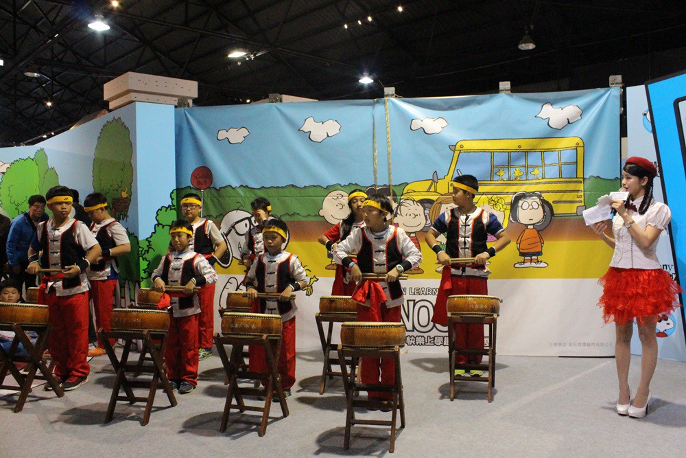 [高雄景點] 跟著史努比一起快樂上學趣巡迴展開學了