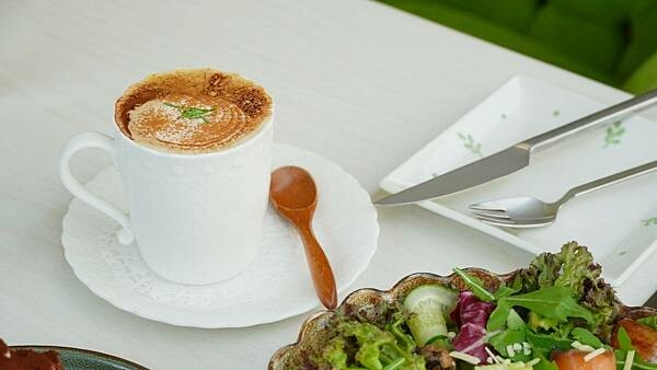 LINE_ALBUM_梨子咖啡館豐原店 二傻夫婦_230520_1.jpg