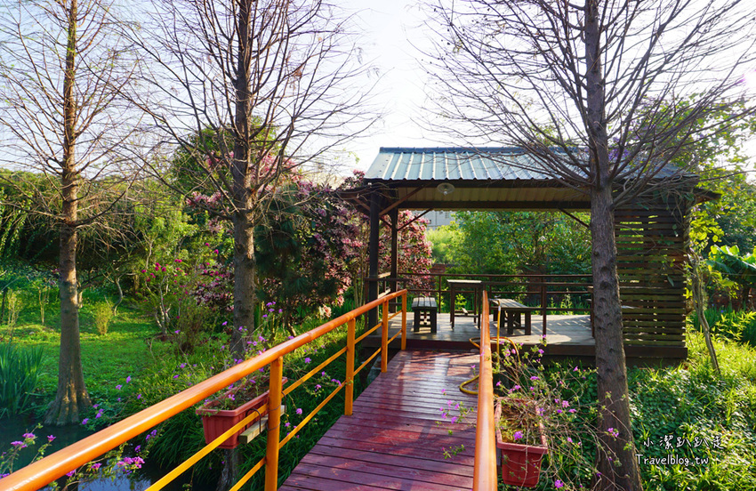 台中沙鹿景點》人間食解景觀餐廳 古色古香渡假小村落！落雨松秘境.下午茶.情侶約會.家庭聚餐好去處~ - 小潔趴趴走旅遊札記